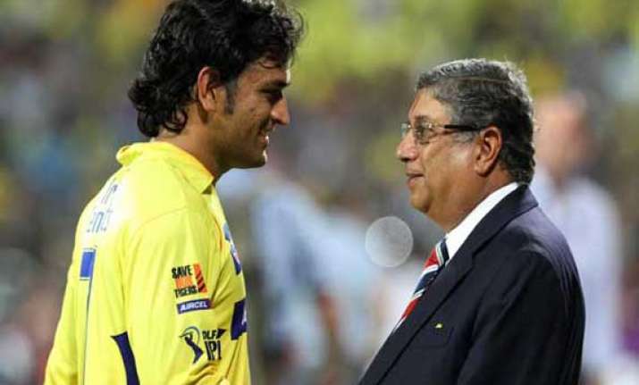 dhoni skips media conference amid ipl controversy