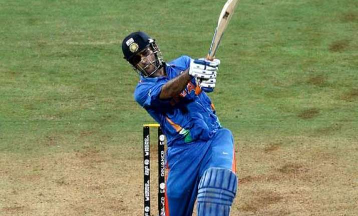 dhoni s world cup bat auctioned for rs. 72 lakhs