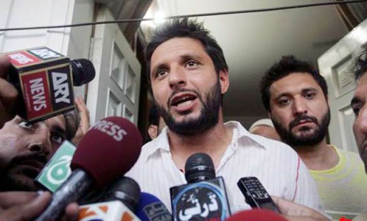 don t treat us as untouchables afridi s appeal to bcci
