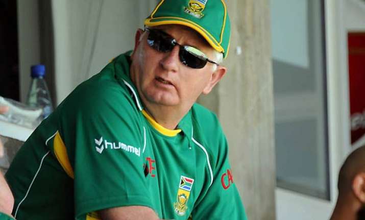duncan fletcher is team india s new coach