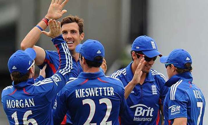 england beats scotland by 39 runs in rain hit odi