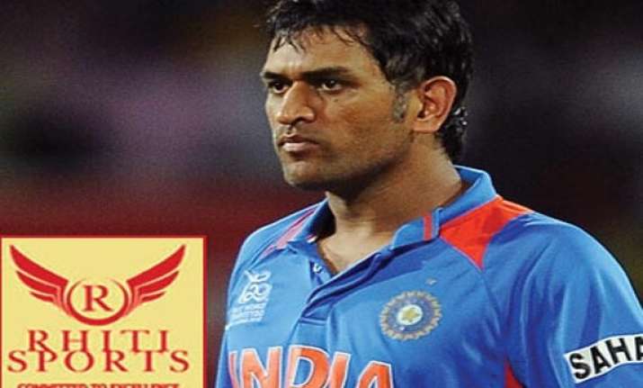 ex cricketers blast dhoni over rhiti sports