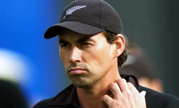 fleming bats for dhoni calls him best option as test skipper