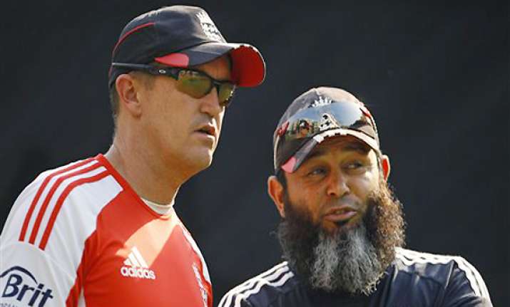 flower says he s proud of england players on field behaviour