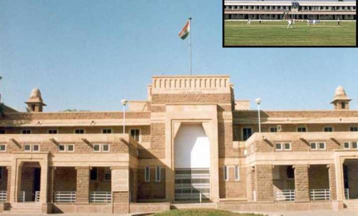 high court asks why no charge on ipl for using stadium
