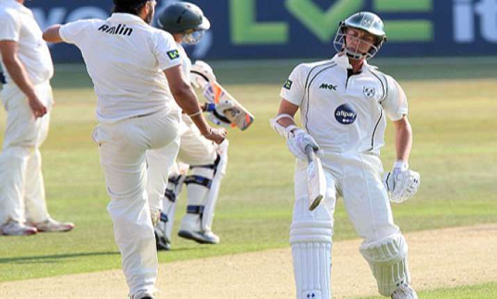 i won t touch drink until next ashes win says monty panesar