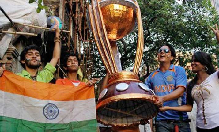 icc lifts ban on indian news channels