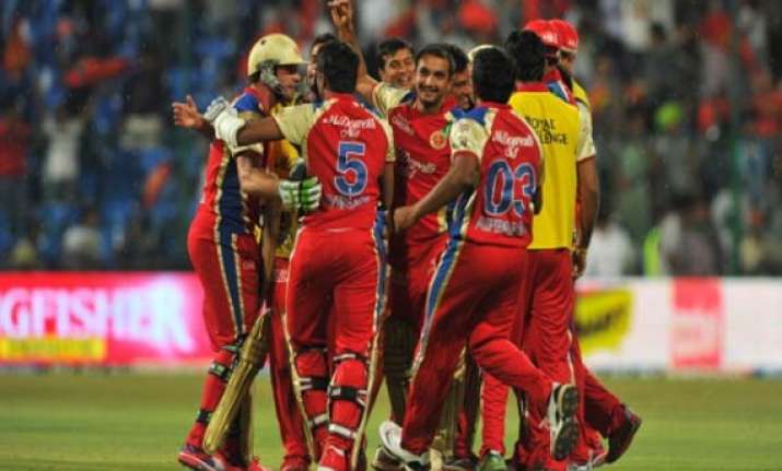 ipl 7 match 5 dominant rcb outplay mi by seven wickets