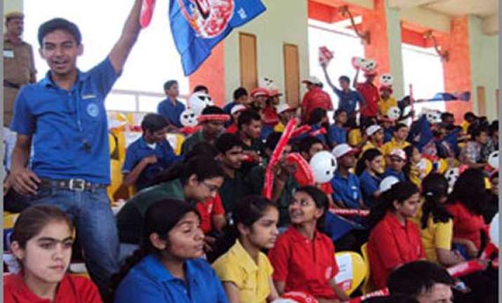ipl7 free ticket to students with guardians