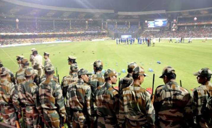 ipl 7 high security turns bangalore stadium into fortress