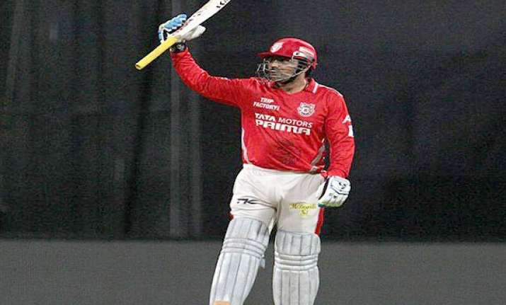 ipl 7 how virender sehwag caught dhoni co off guard