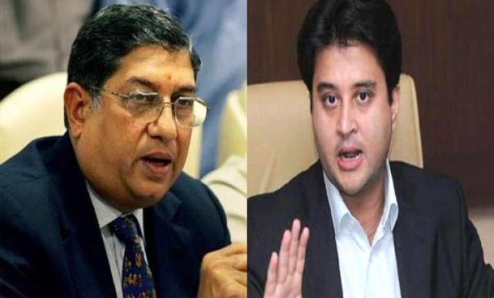 ipl spot fixing scindia calls for srinivasan s resignation