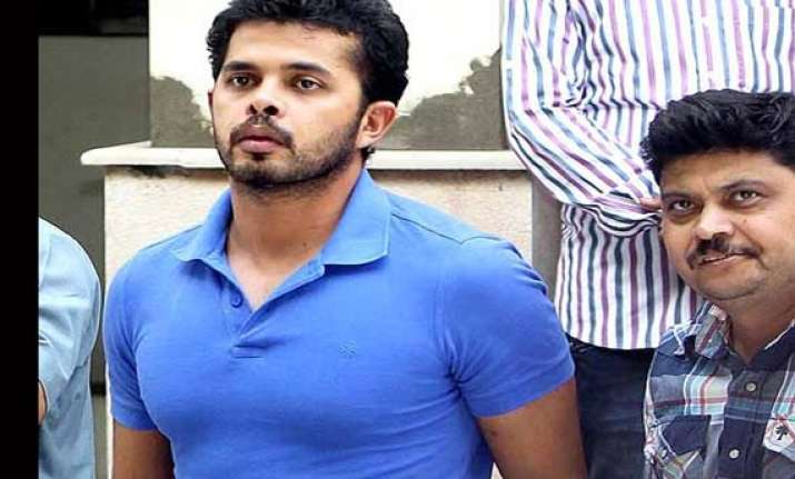 ipl6 sreesanth bought designer clothes worth rs 2l in a