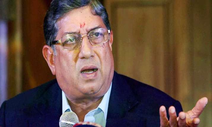 ipl spot fixing quit calls for srinivasan grow stronger