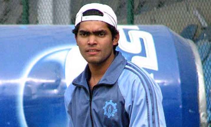 umar akmal keen to upset india s cart