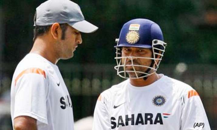 sachin dhoni sehwag among 9 players nominated for icc awards