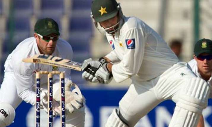 misbah helps pakistan draw south africa series