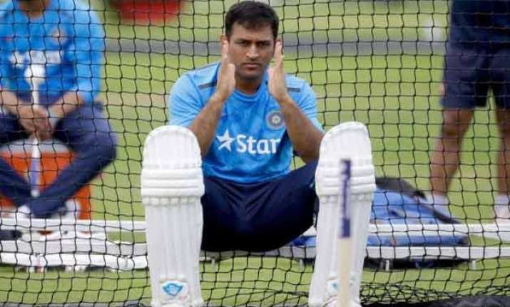 india can t play more against uae to help them dhoni