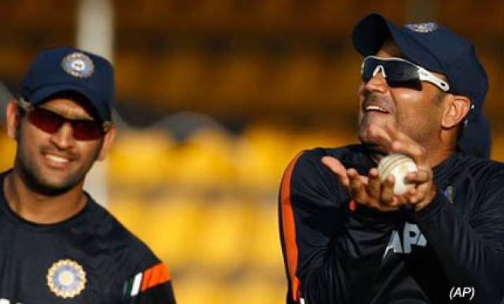 india lanka to test each other s reserves in tuesday tie
