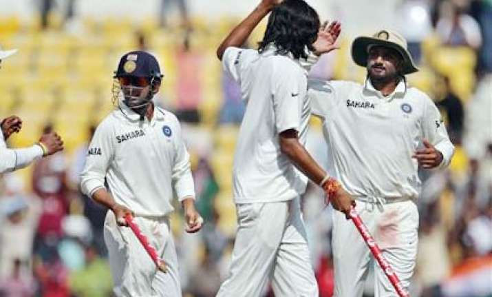 i could have taken more wickets says harbhajan
