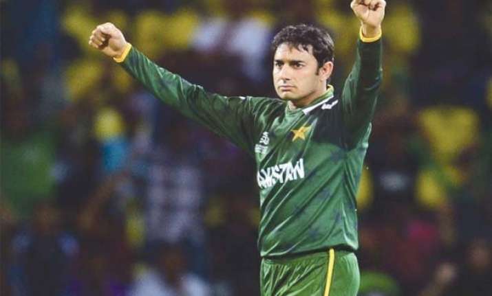 ajmal to fly to england for informal test on bowling action