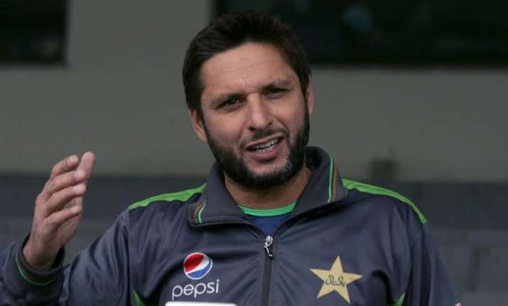 miffed afridi slams journalist over captaincy failure