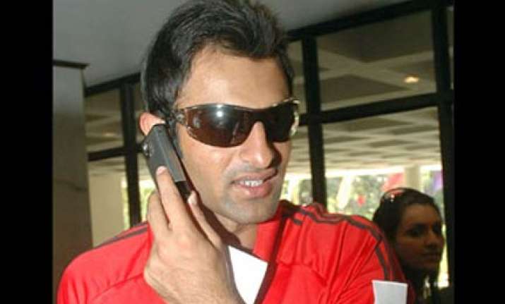 i enjoy playing in india shoaib malik