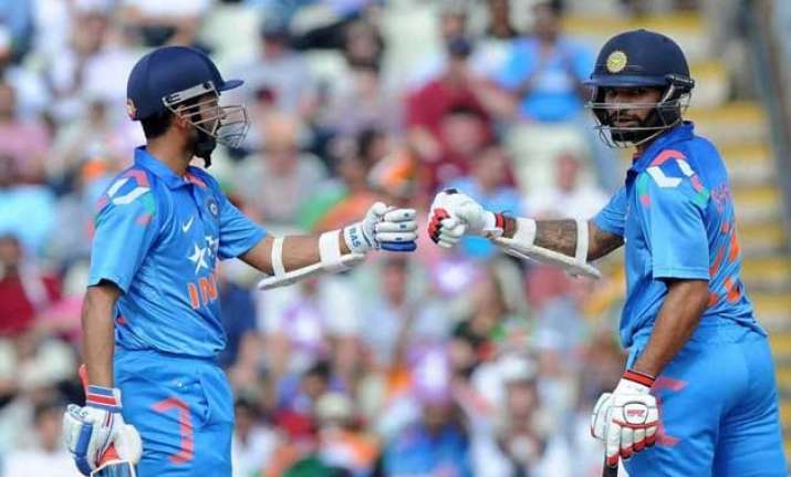 tri series 2015 india wins toss bats in 2nd odi vs australia