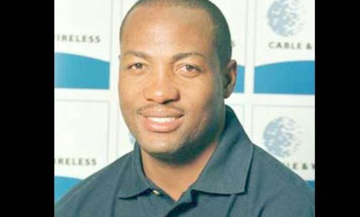 pm calls lara an icon