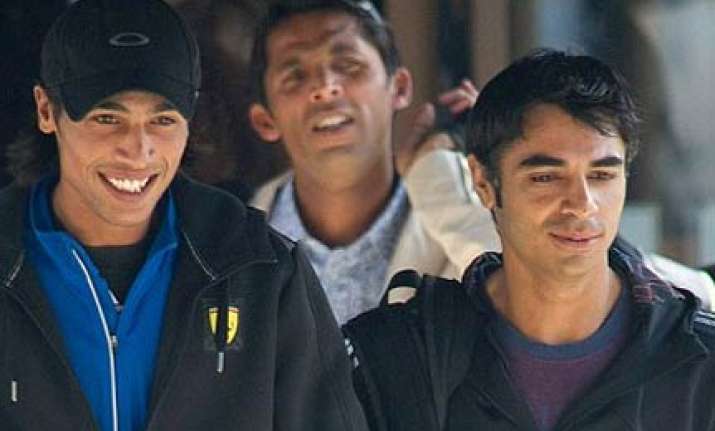 tainted pak cricketers could escape criminal charges