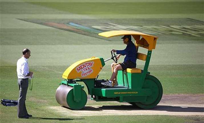 world cup 2015 all eyes on scg curator ahead of india