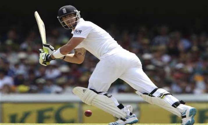 pietersen signs for surrey in bid for england recall