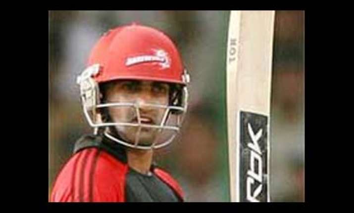 delhi beat kings xi punjab by five wickets in ipl thriller