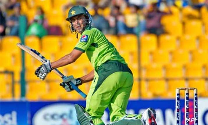 younis inspired pakistan shock south africa