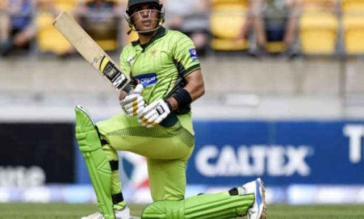 world cup 2015 misbah to defend to the end ready for