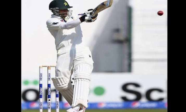 2nd test pakistan vs australia scoreboard at stumps day 1