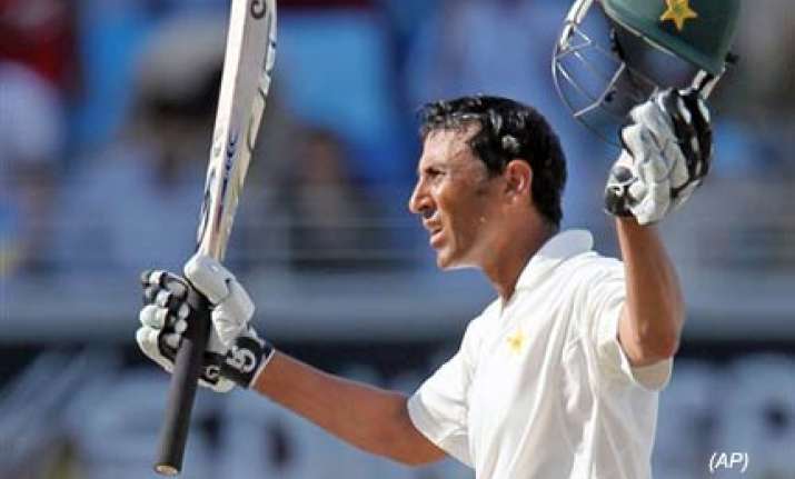 pakistan recall younis for new zealand series