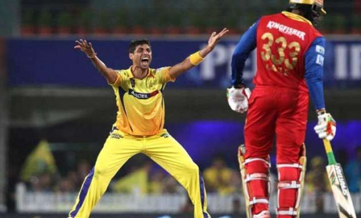 ipl 8 nehra s early strikes help csk restrict rcb to 139/8