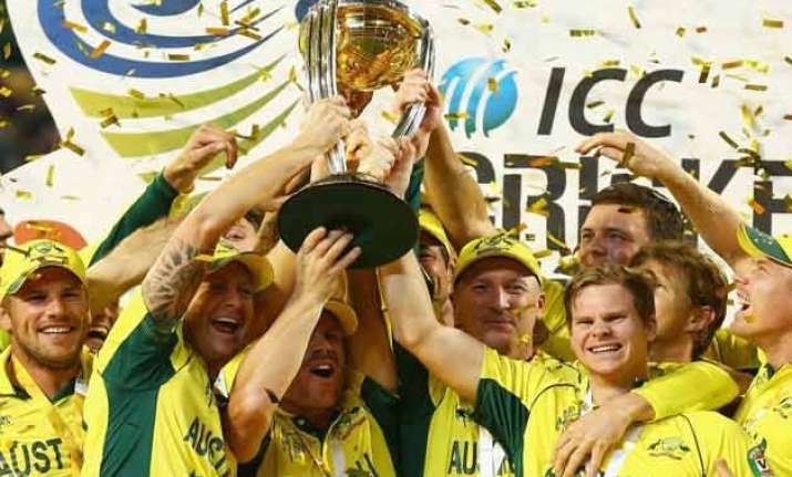 world champion australia extends lead over india in odis