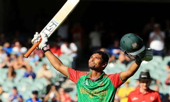 mohammad mahmudullah hits bangladesh s first world cup
