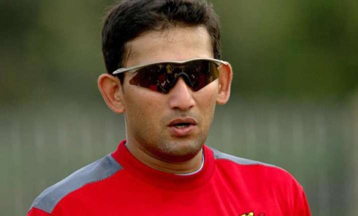 ajit agarkar questions ms dhoni s place in india team