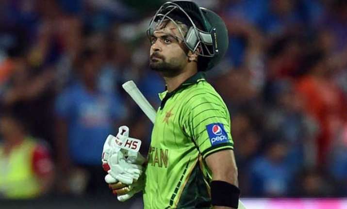 akmal shehzad together even can t match kohli mudassar nazar