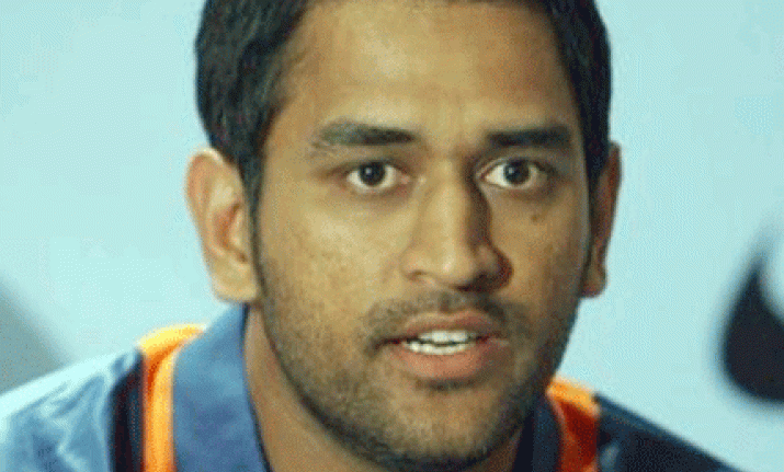 bowlers doing well says dhoni eyeing a lead over aussies