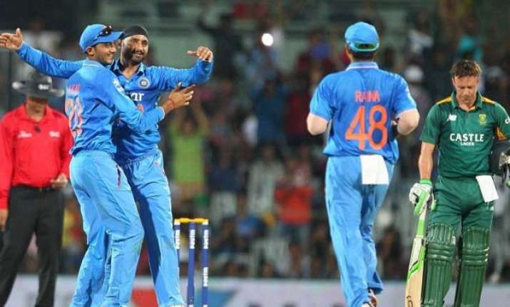indian spinners outbowled us admits south african coach