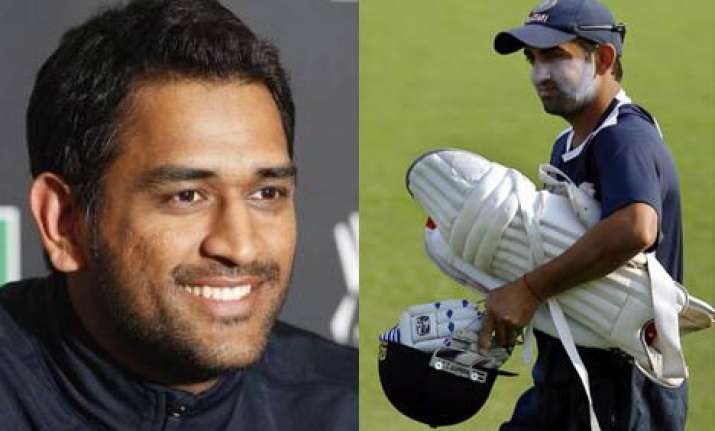 dhoni backs out of form gambhir
