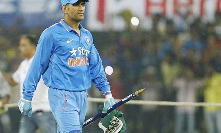 dhoni was fantastic with his captaincy harbhajan