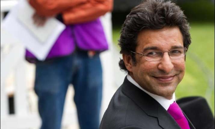 wasim akram to train young pakistani pacers