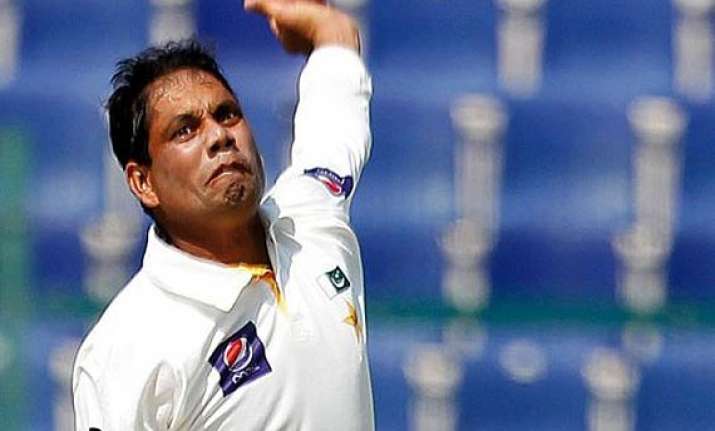 pak vs aus australia reaches 196 8 at tea vs pakistan on