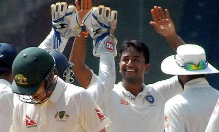 amit mishra pragyan ojha return with rich hauls as match