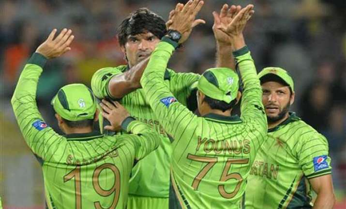 world cup 2015 pakistan take on ireland in must win clash